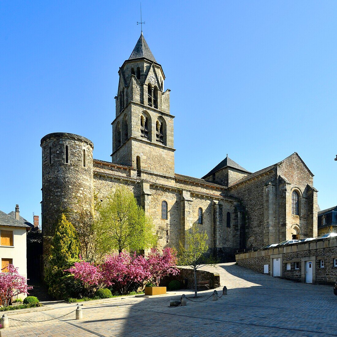 France, Correze, Vezere valley, Limousin, Uzerche, labelled Les Plus Beaux Villages de France (The Most Beautiful Villages in France), place de la Liberation, Saint Pierre church