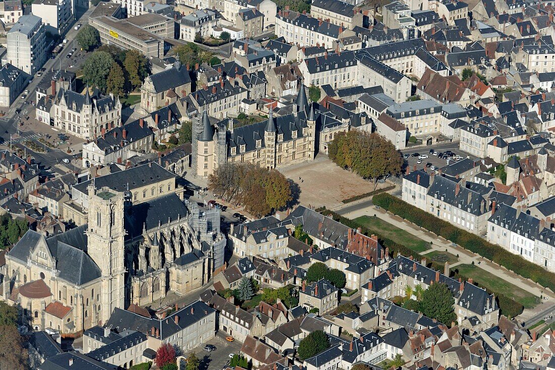 France, Nievre, Nevers, the ducal palace, the city, the house of the dukes of Nevers, the cathedral Saint Cyr Sainte Julitte (aerial view)