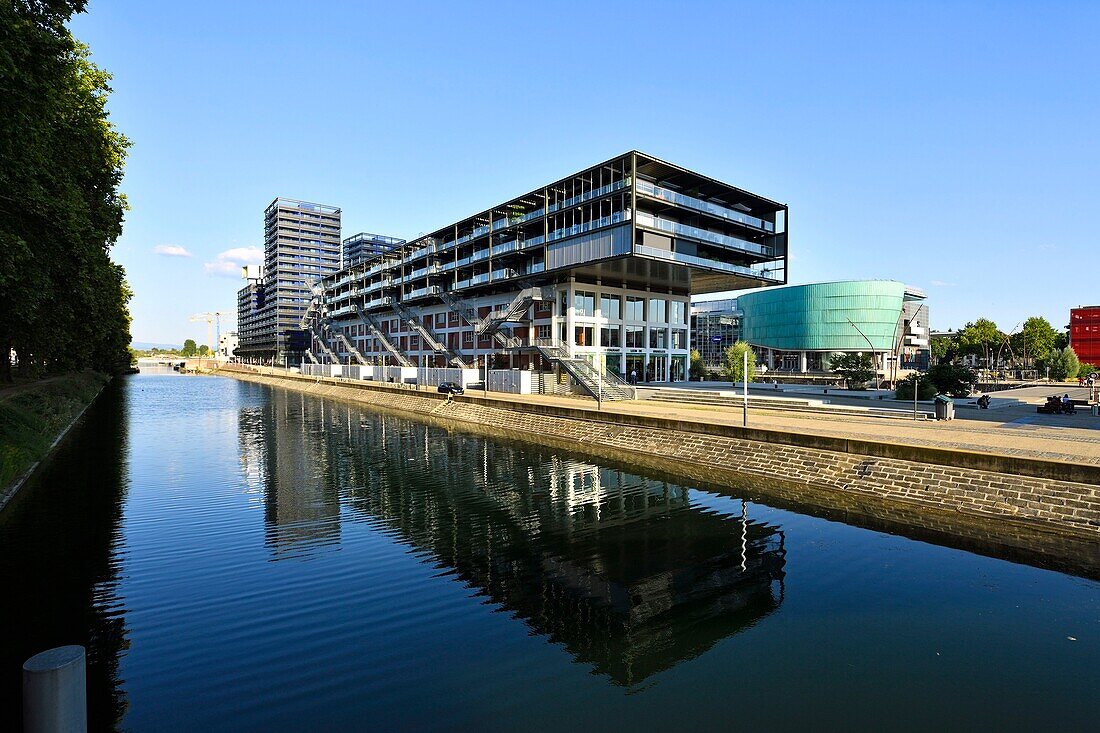 France, Bas Rhin, Strasbourg, development of port du Rhin (Rhine's harbour) and conversion of breakwater of Bassin d'Austerlitz, rehabilitation of the Seegmuller warehouse in offices, shops and accommodation by the agency Heintz-Kehr Architects and UGC Cine Cite cinema complex