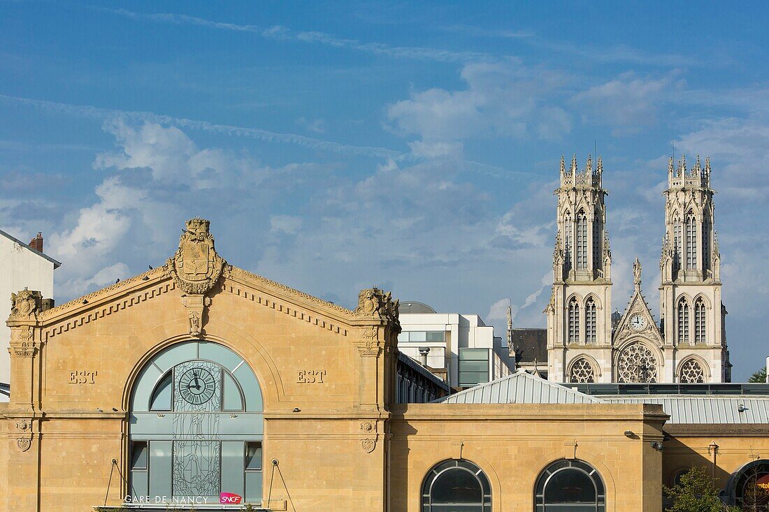 France, Meurthe et Moselle, Nancy, facade of Nancy Ville train station and Saint Leon church in the background