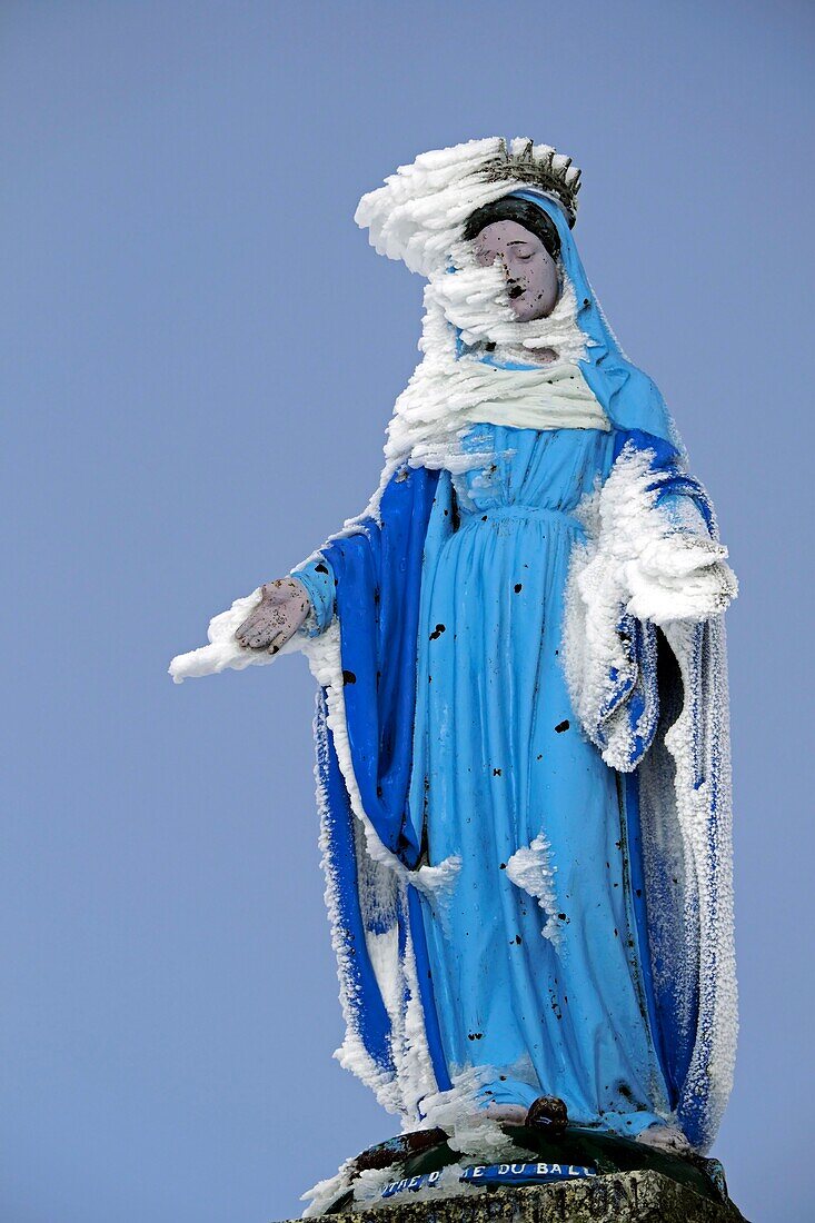 France, Territoire de Belfort, Ballon d'Alsace, top (1241 m), statue of the virgin, Notre Dame du Ballon, winter