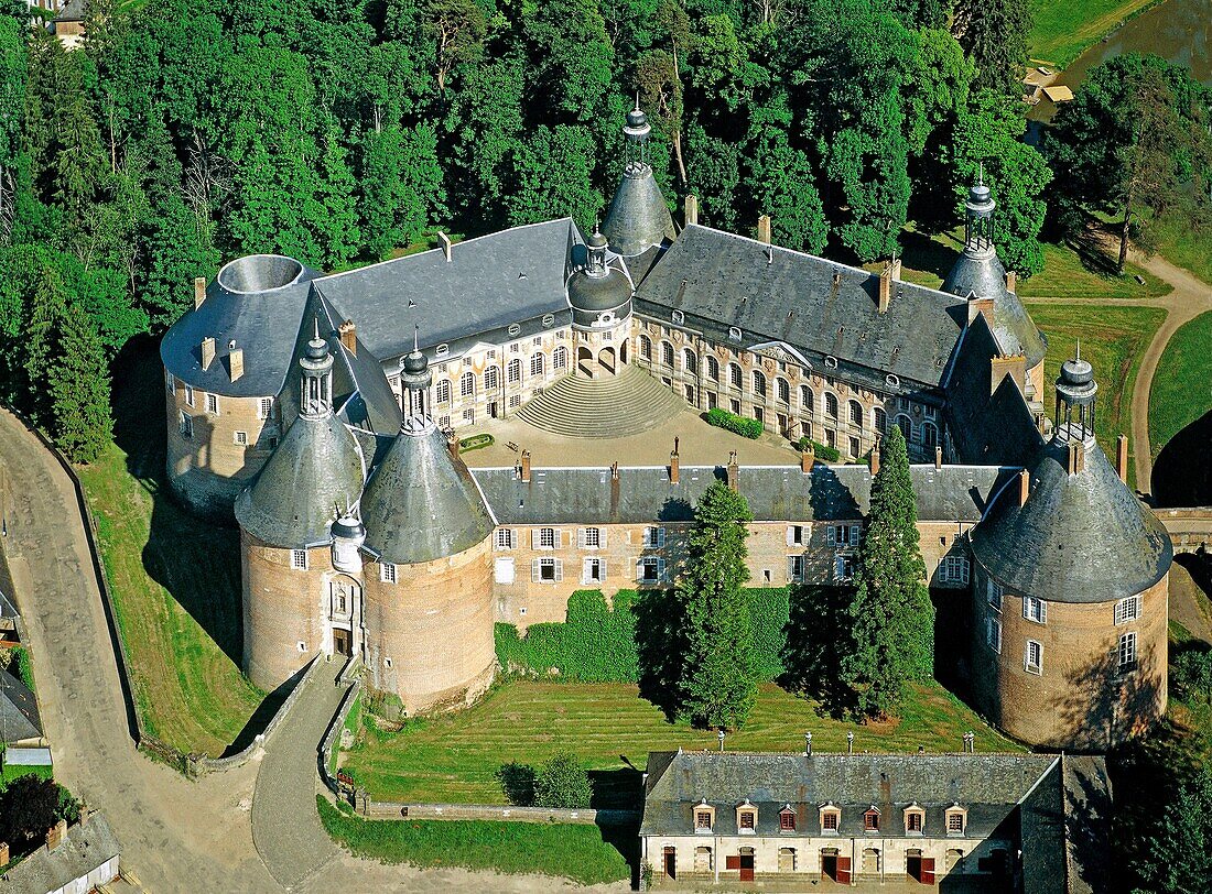 France, Yonne, the castle of Saint Fargeau (aerial view)