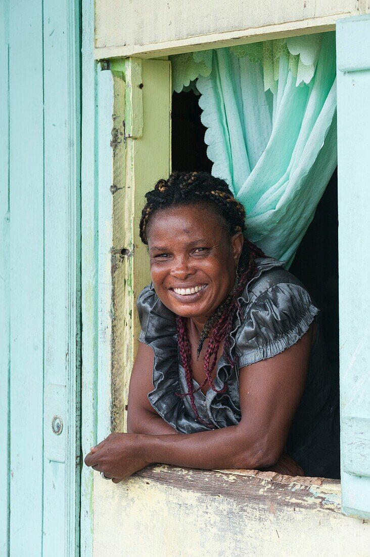 Frankreich, Französisch-Guayana, Saint Laurent du Maroni, Porträt einer Frau