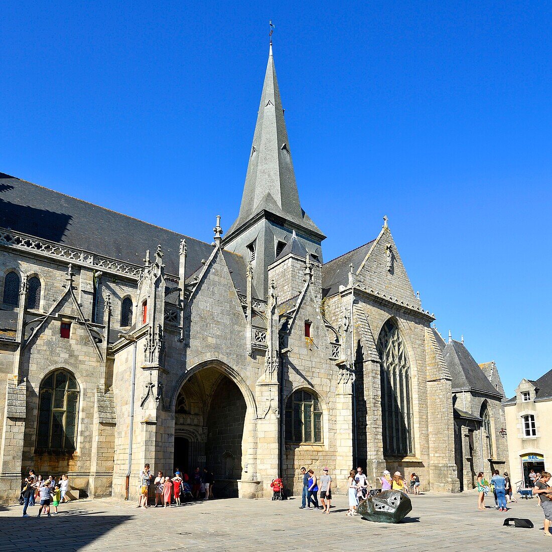 France, Loire Atlantique, Parc Naturel Regional de la Briere (Briere Natural Regional Park), Presqu'ile de Guerande (Guerande's Peninsula), Guerande, medieval city, Saint Aubin square, Collegiate church of Saint Aubin