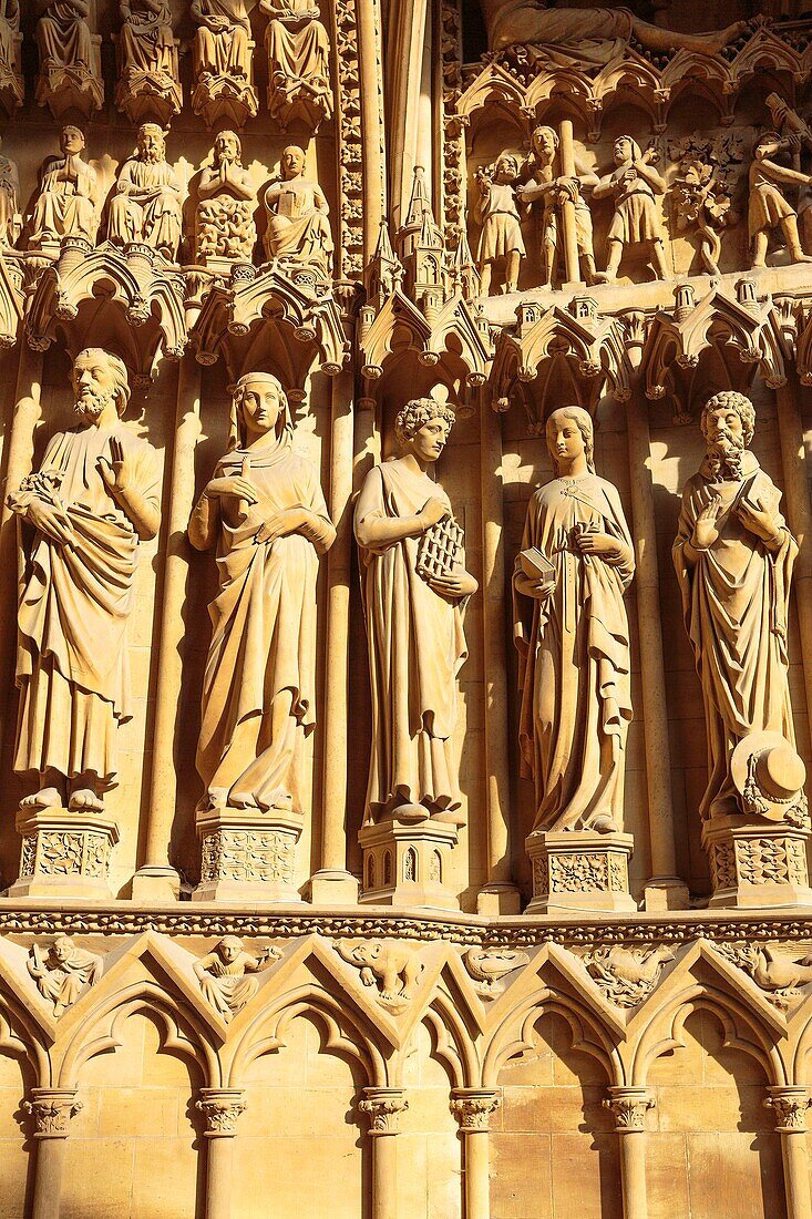 France, Moselle, Metz, statues of the Virgin portal of Saint Etienne of Metz gothic cathedral
