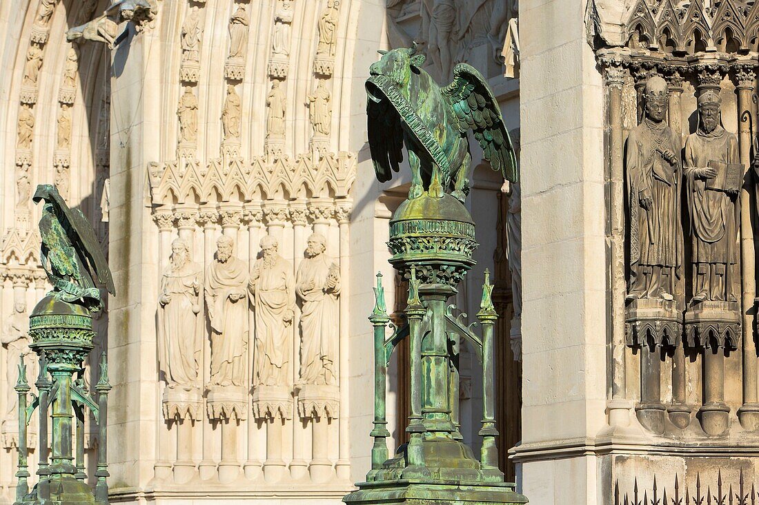 France, Meurthe et Moselle, Nancy, Neo Gothic Saint Epvre of nancy basilica built during the 19th century of stones from Euville