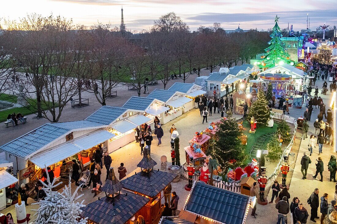 France, Paris, Tuileries Garden, the Christmas market