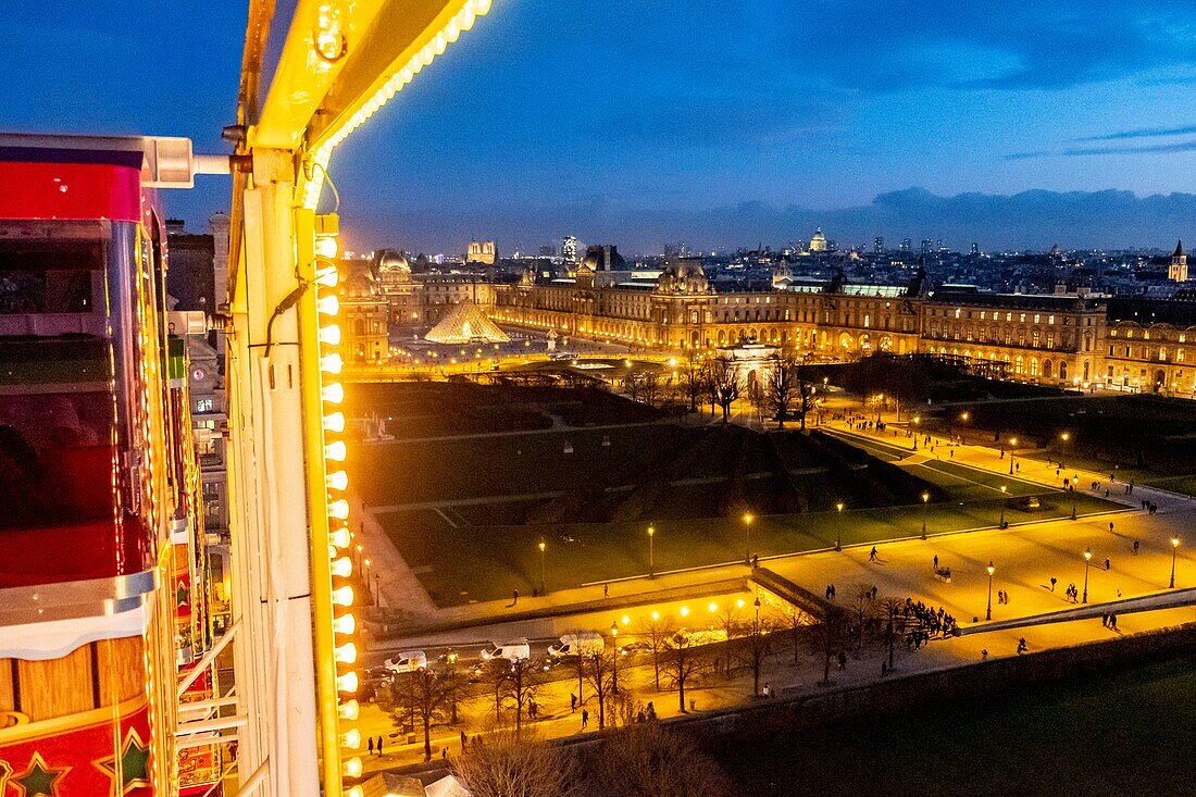 Frankreich, Paris, Tuileriengarten, das Riesenrad des Weihnachtsmarktes