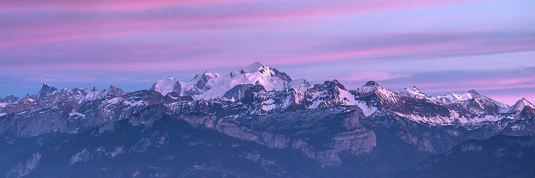 Frankreich, Ain, Mont Blanc bei Sonnenuntergang