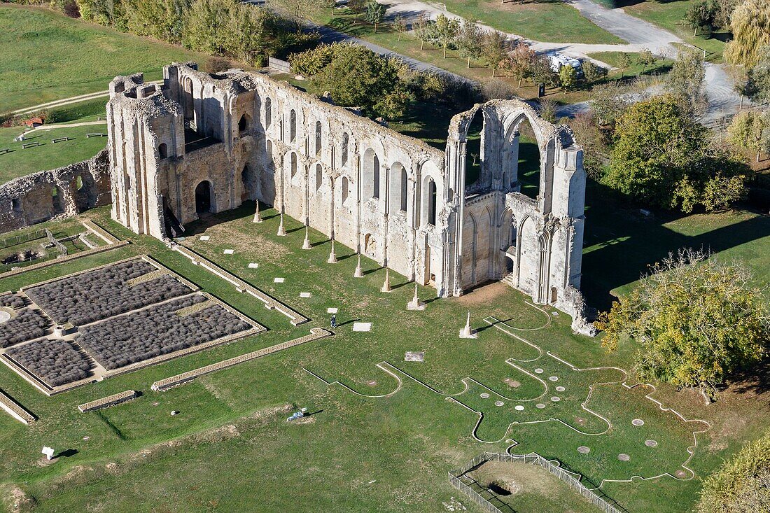 Frankreich, Vendee, Maillezais, die Abtei (Luftaufnahme)