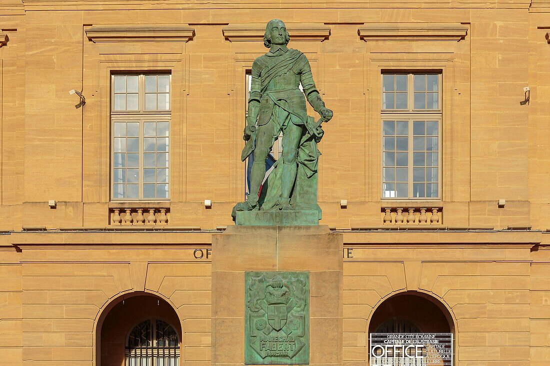 France, Moselle, Metz, Place d'Armes (square of arms), sttaue of General Fabert governor of former Principaute de Sedan in 1641 who made himself well known during the war of the 30 years when he layed siege to Stenay in 1654