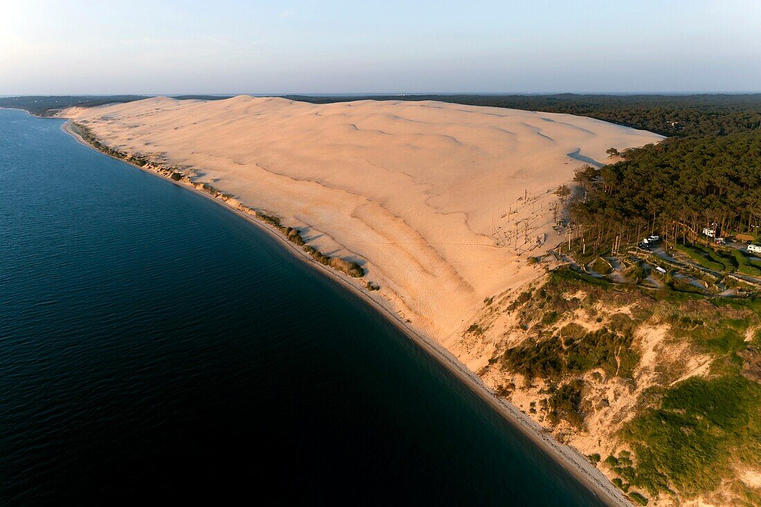 Frankreich, Gironde, Bassin d'Arcachon, La Teste-de-Buch, Pyla-sur-mer, Dune du Pilat (Luftaufnahme)