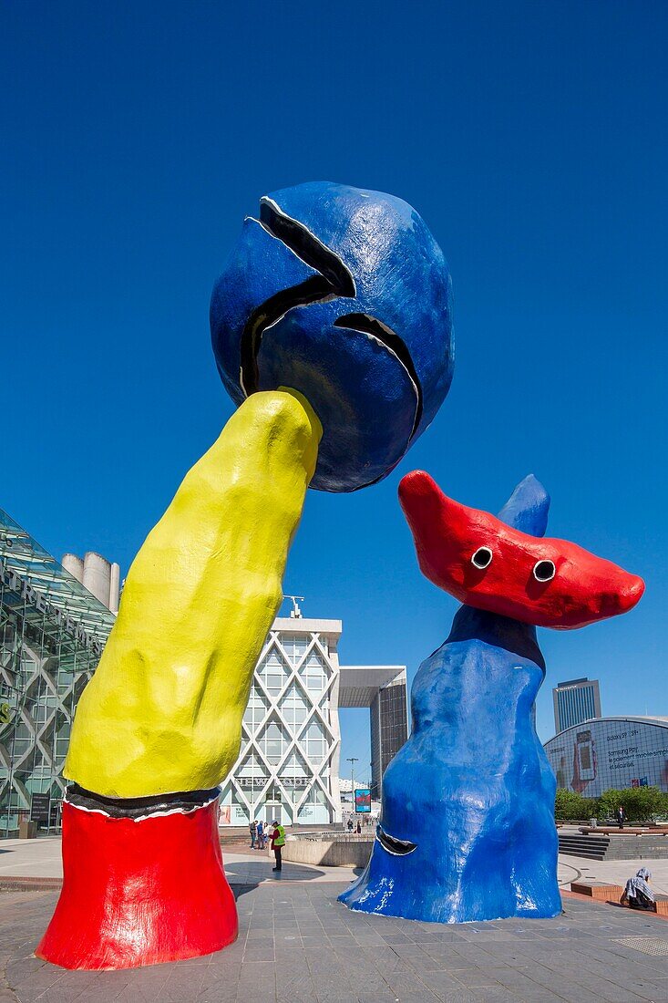 France, Hauts de Seine, Esplanade of La Defense, Deux personnages fantastiques (Two Fantastic Characters) sculpture by Miro