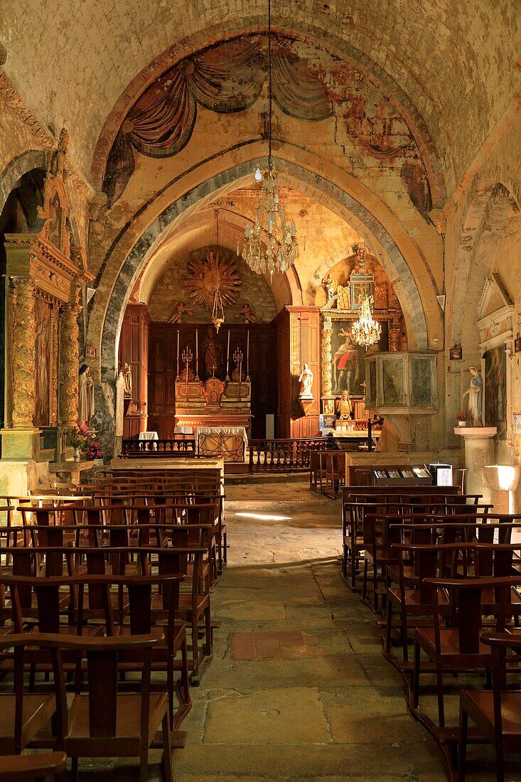 Frankreich, Vaucluse, Regionaler Naturpark Luberon, Ansouis, ausgezeichnet als die schönsten Dörfer Frankreichs, denkmalgeschützte Kirche Saint Martin (13.)