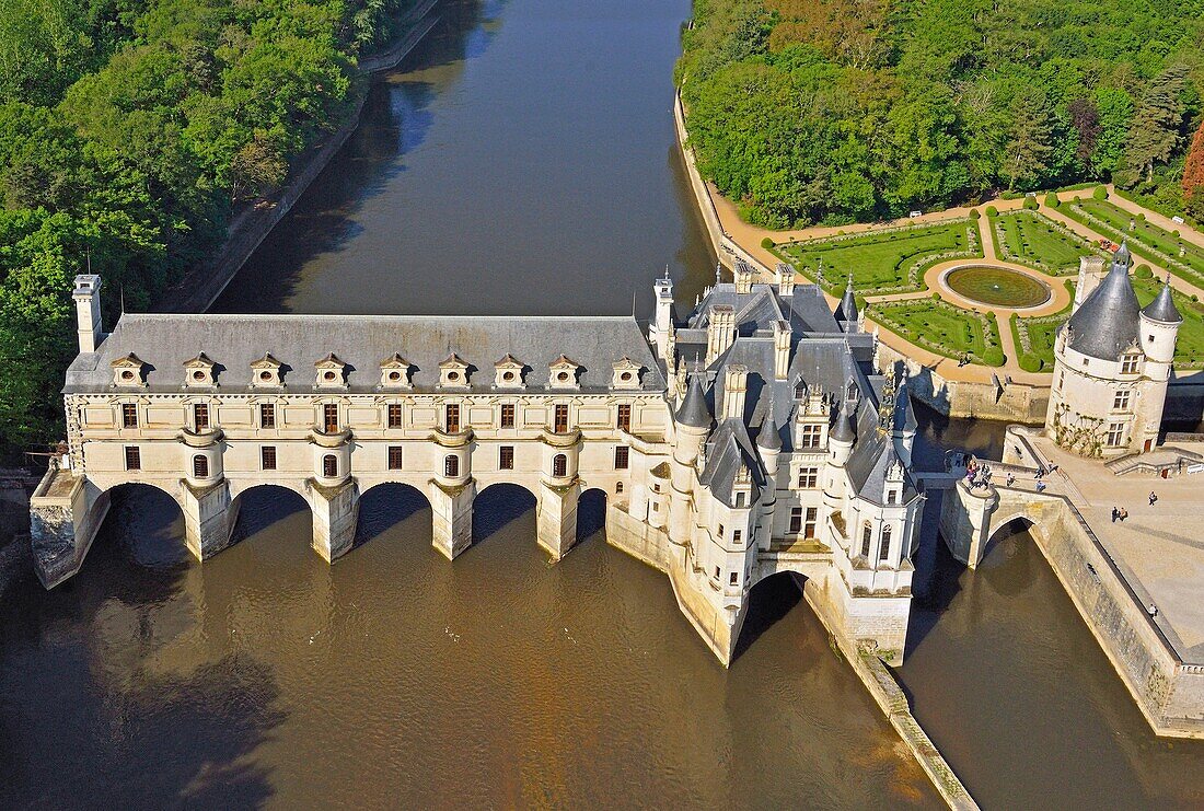 Frankreich, Indre et Loire, Chenonceau, Schloss Chenonceau (Luftaufnahme)