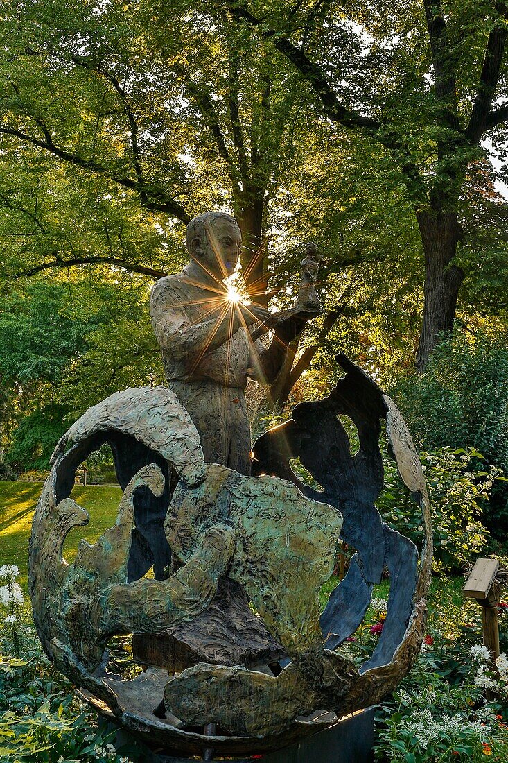 France, Haute-Garonne, Toulouse, listed at Great Tourist Sites in Midi-Pyrenees, Jardin Royal square, sculpture paying homage to Antoine de Saint-Exupéry in a green setting