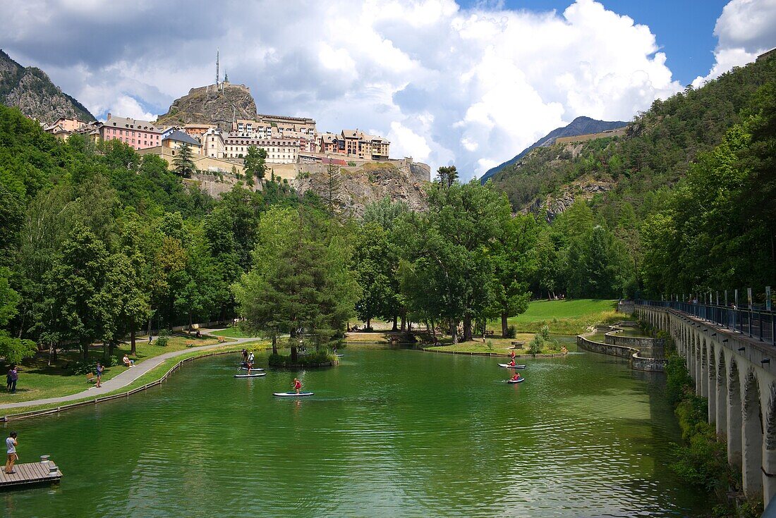 France, Hautes Alpes (05) Briançon, Schappe municipal park with the old town in the background