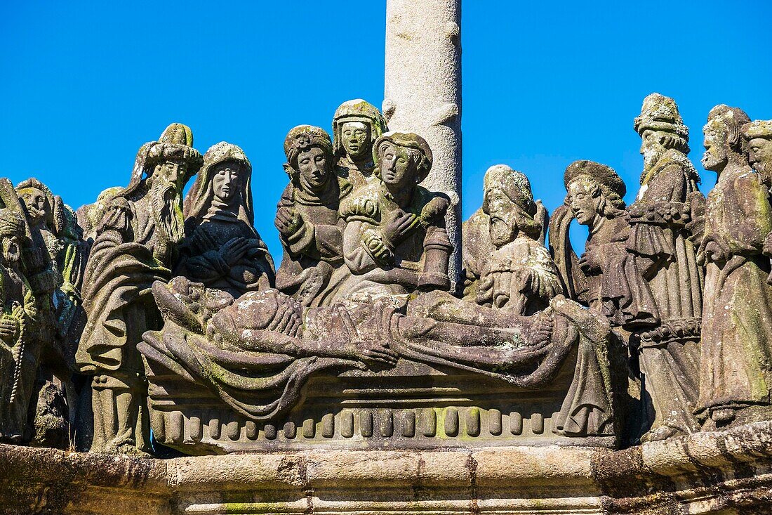 Frankreich, Finistere, Guimiliau, Pfarrei Guimiliau um die Kirche Saint Miliau aus dem 16. und 17. Jahrhundert, der Kalvarienberg