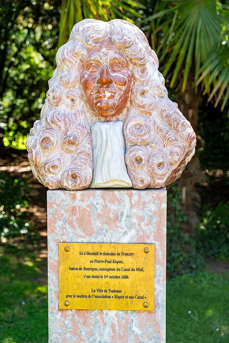 France, Haute Garonne, Toulouse, statue of Pierre Paul Ricquet, designer of the Canal du Midi in 1681