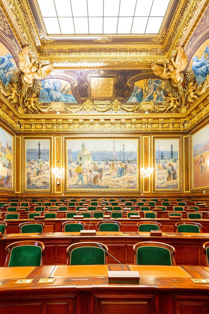 Frankreich, Paris, Palais Royal, Staatsrat, Versammlungssaal zu Gemälden von Henri Martin um 1920 zum Thema des mühsamen Frankreichs vor dem Staatsrat