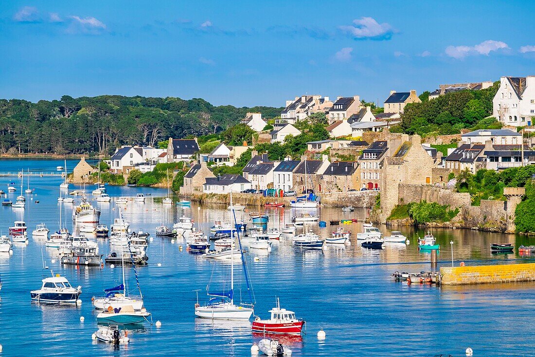 Frankreich, Finistere, Le Conquet, Fischereihafen im Meeresnaturpark von Iroise