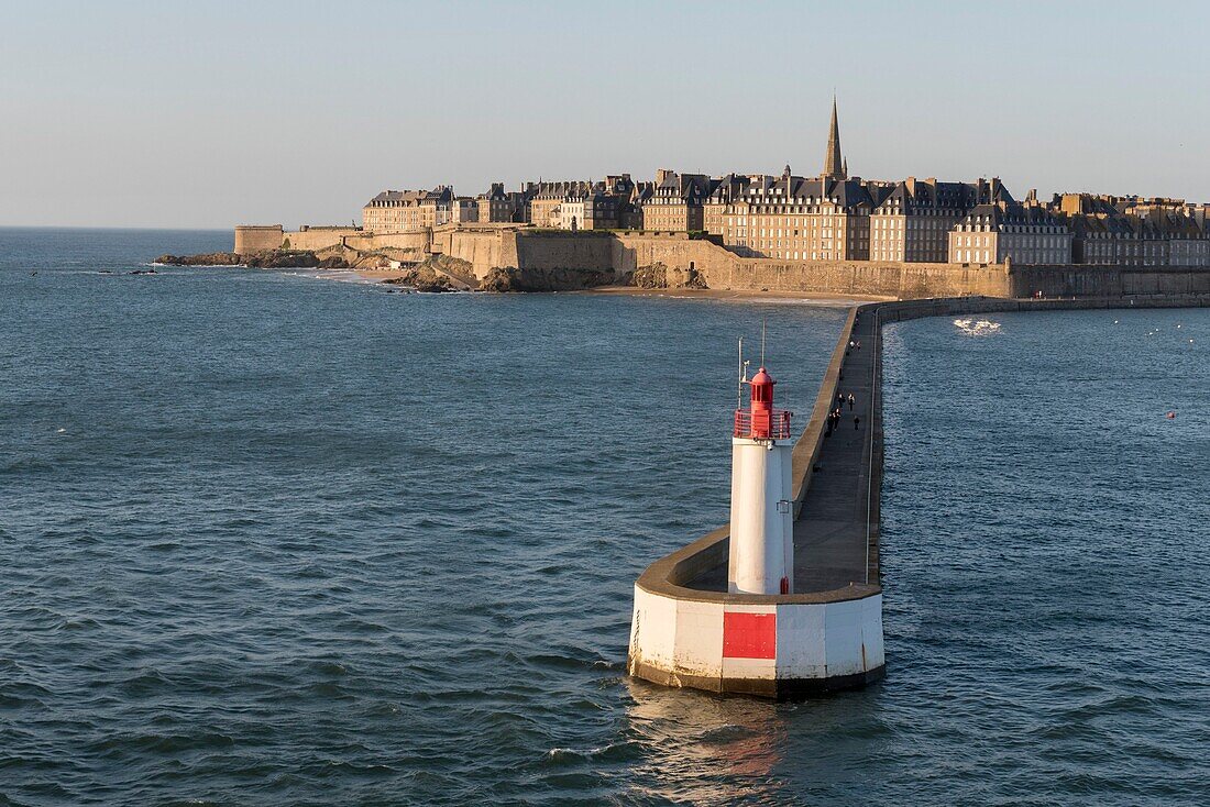 France, Ille et Vilaine, Saint Malo, beach Mole ramparts and walled city at sunset