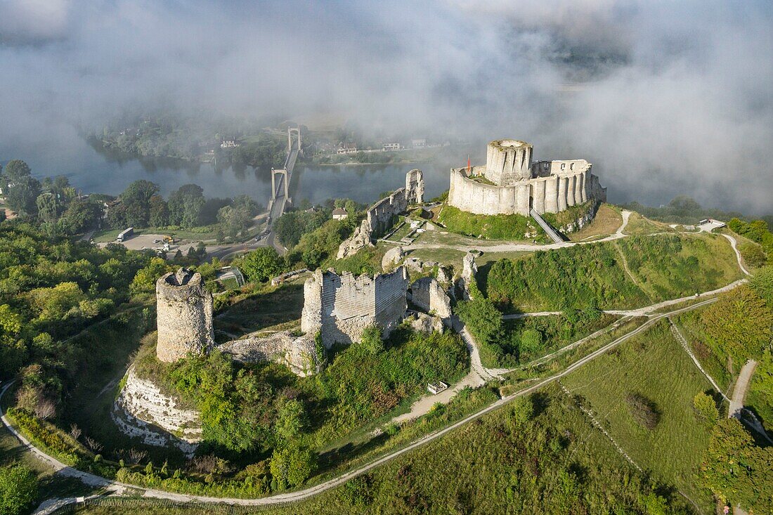 Frankreich, Eure, Les Andelys, Chateau Gaillard, Festung aus dem 12. Jahrhundert, erbaut von Richard Coeur de Lion, Seine-Tal (Luftaufnahme)