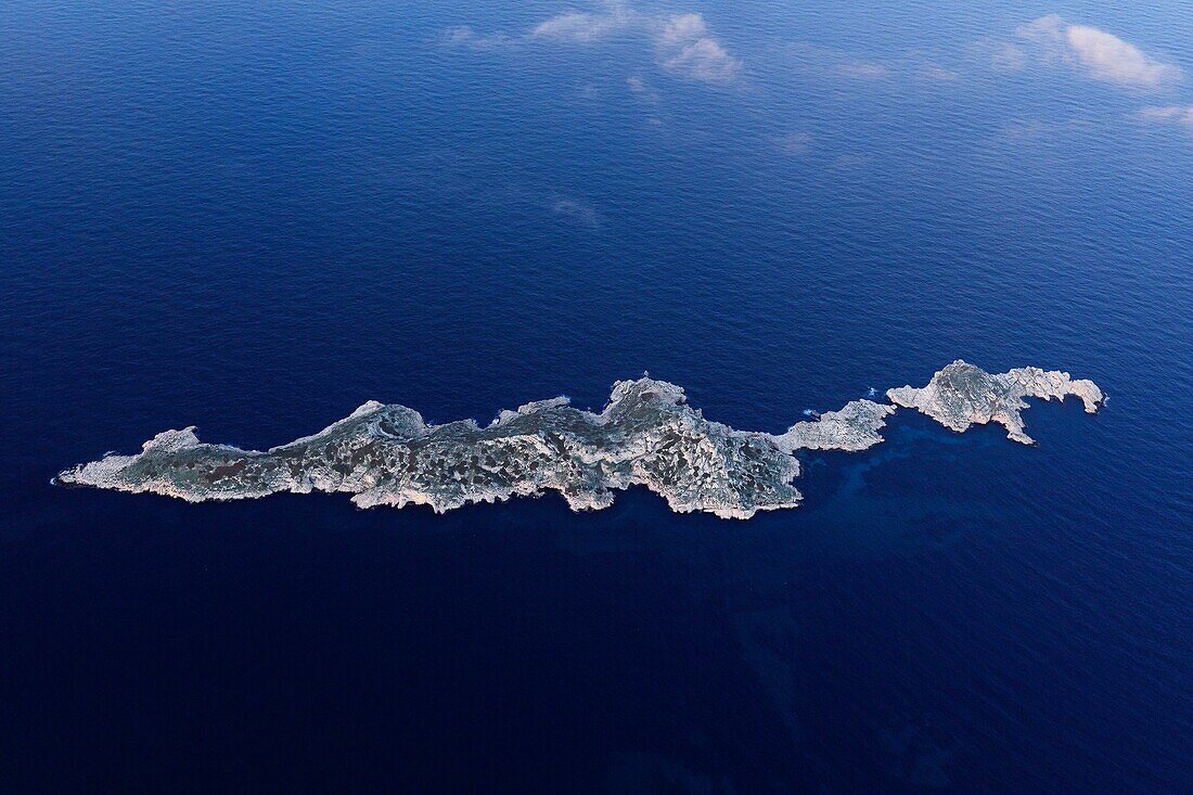 Frankreich, Bouches du Rhone, Nationalpark Calanques, Marseille, Naturschutzgebiet Riou Archipelago, Insel Riou (Luftaufnahme)