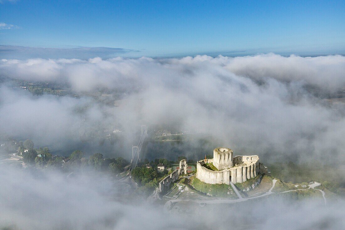 Frankreich, Eure, Les Andelys, Chateau Gaillard, Festung aus dem 12. Jahrhundert, erbaut von Richard Coeur de Lion, Seine-Tal (Luftaufnahme)