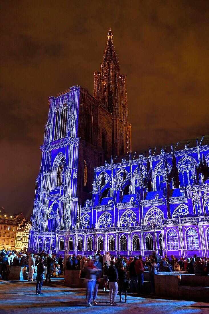Frankreich, Bas Rhin, Straßburg, von der UNESCO zum Weltkulturerbe erklärte Altstadt, Kathedrale Notre Dame, sommerliche Licht- und Tonschau