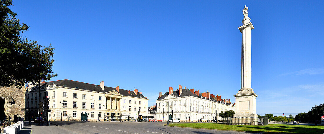 France, Loire Atlantique, Nantes, place du Marechal Foch, statue of Louis XVI on a column