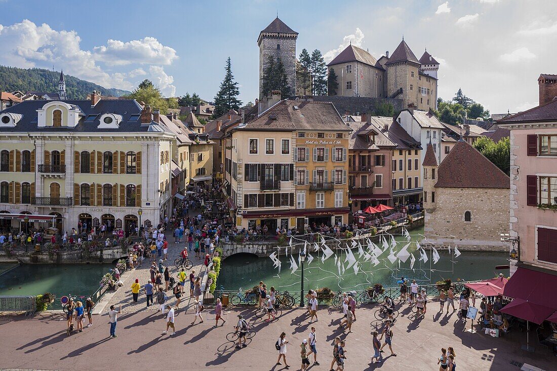 France, Haute Savoie, Annecy, the old town, Quai Perriere on Thiou river banks and the Musee Château (Castle Museum)old town on the Thiou river banks, former jails of Palais de l'Isle and the Isle Quays