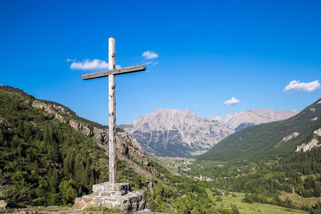 France, Hautes Alpes, Nevache, Claree valley, cross of Notre Dame de Bon Secours