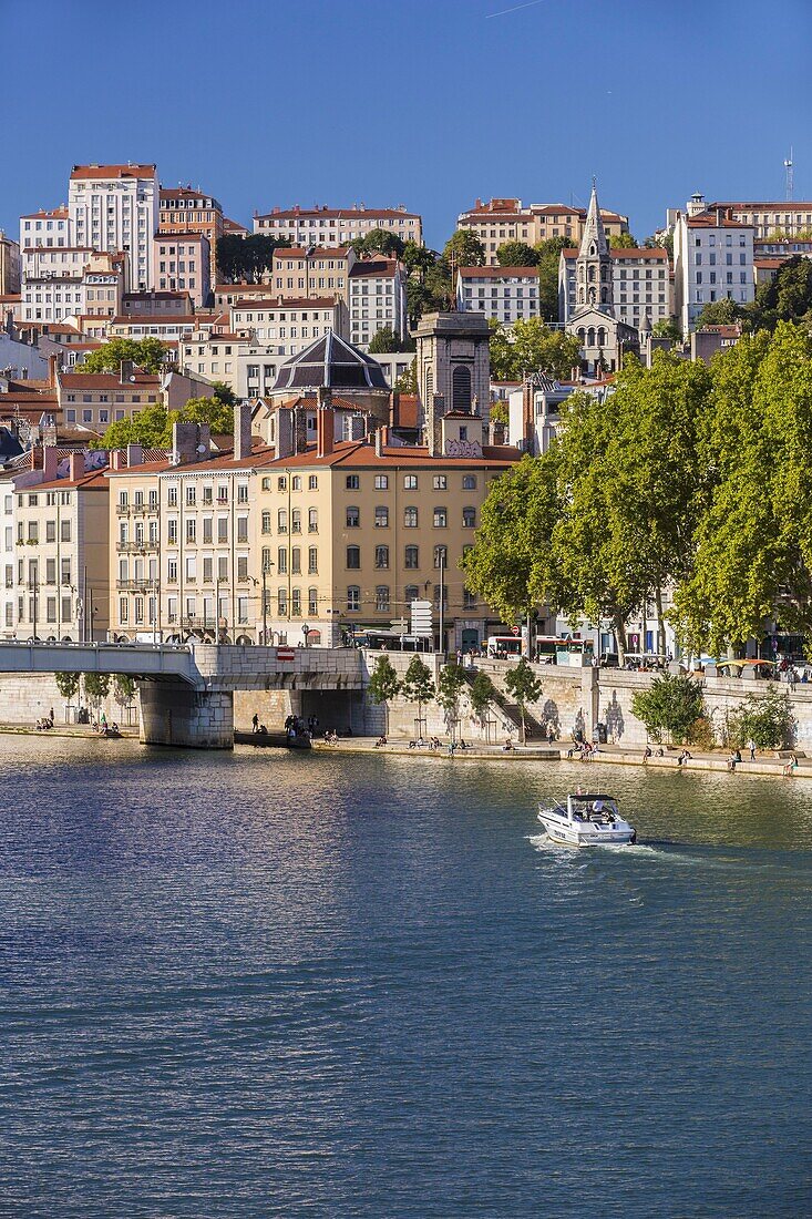 France, Rhone, Lyon, historical site listed as World Heritage by UNESCO, the Saone river with a view of the Croix-Rousse district, the bridge Pont de la Feuillée and Bon-Pasteur church