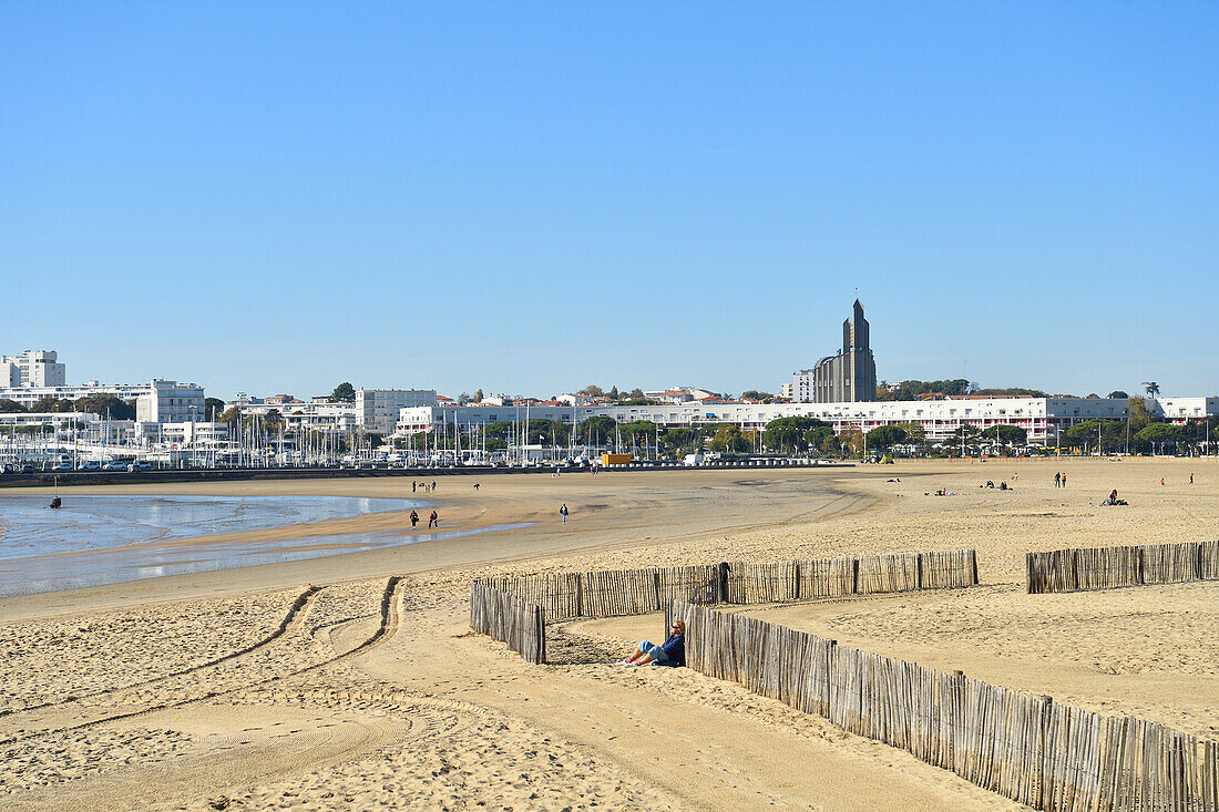 France, Charente Maritime, Royan, the beach, the seafront and the church Notre Dame, completely built in concrete, conceived by the architect Guillaume Gillet