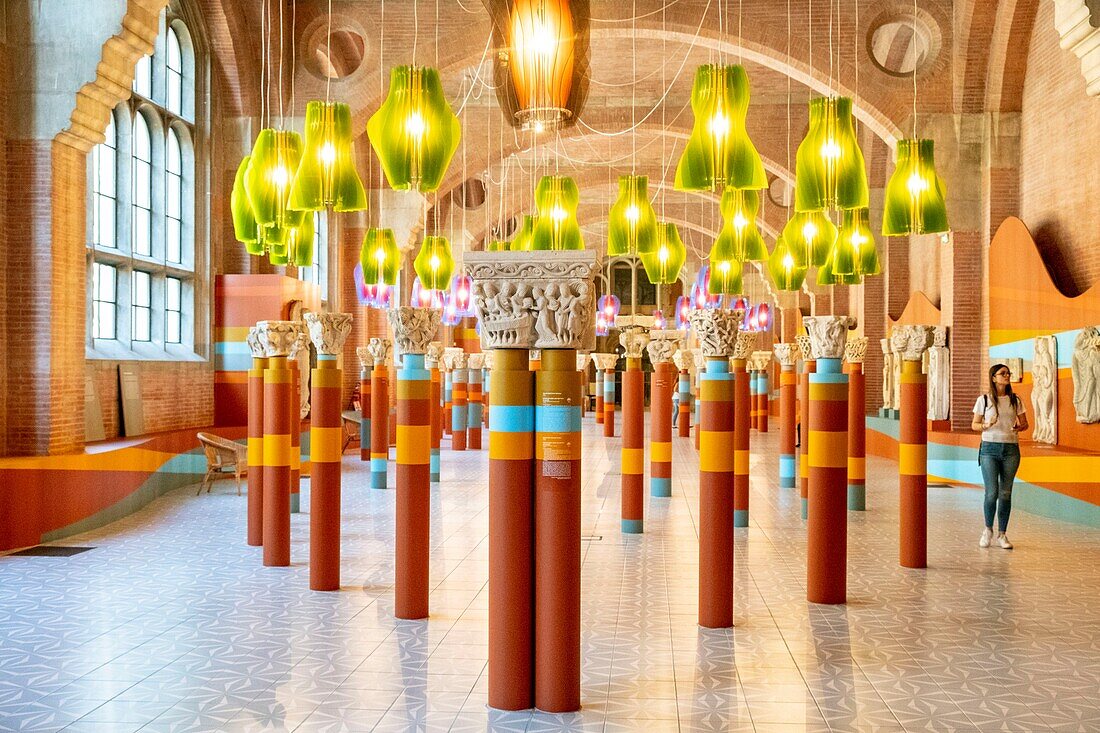 France, Haute Garonne, Toulouse, Musee des Augustins, room of the Romanesque chapels, installation of the artist Jorge Pardo