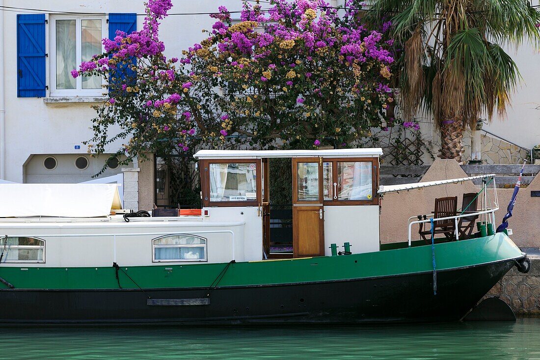 France, Herault, Frontignan, Rhone canal at Sete, Voltaire quay