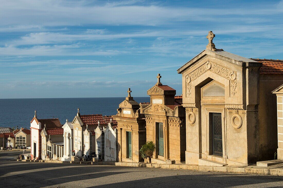 France, Corse du Sud, Ajaccio, Inside marine cemetery on the road of Sanguinaires