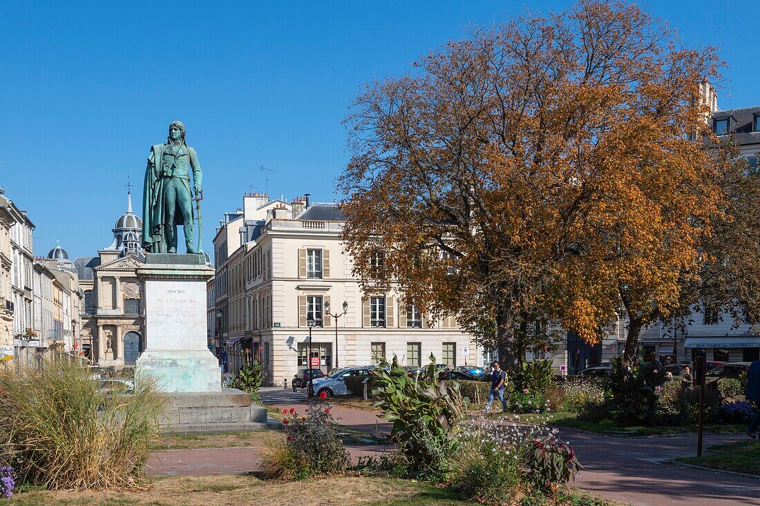 France, Yvelines, Versailles, place Hoche, General Hoche statue