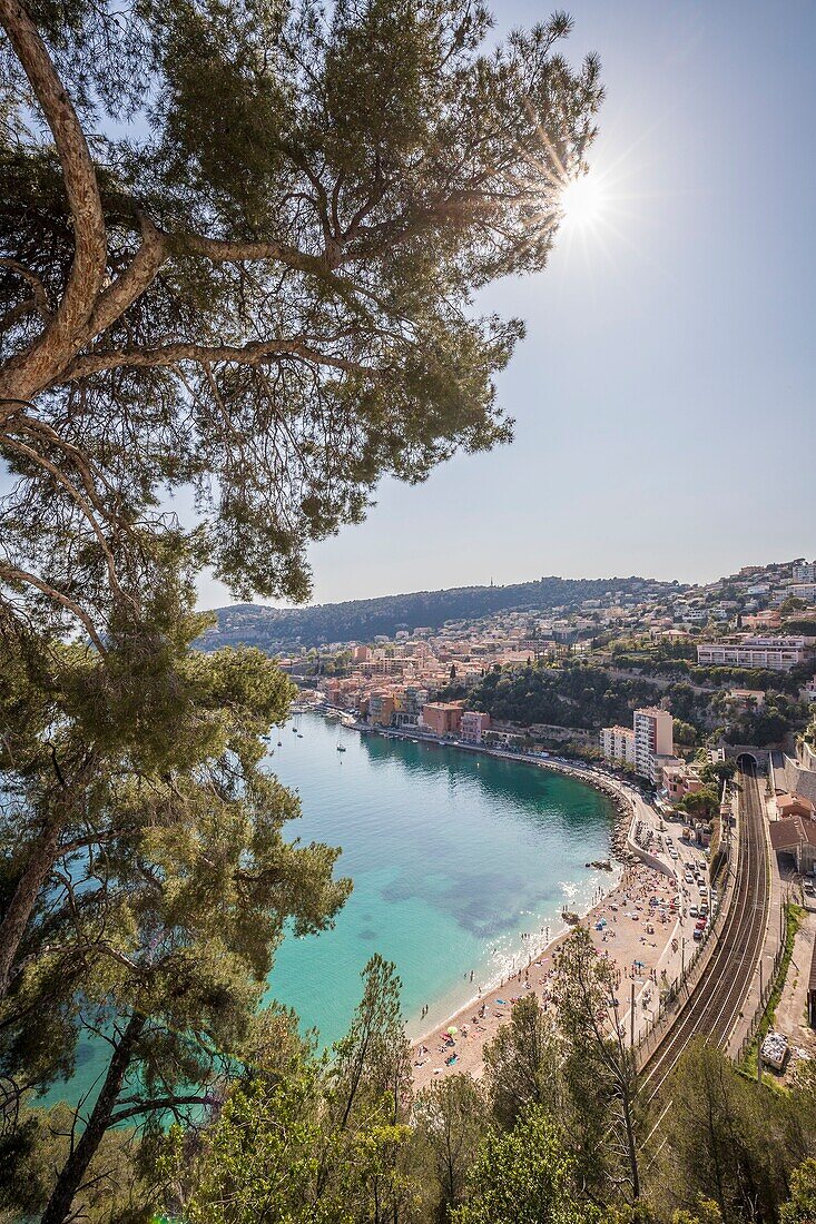 France, Alpes Maritimes, Villefranche sur Mer, the beach and the bay of Villefranche sur Mer