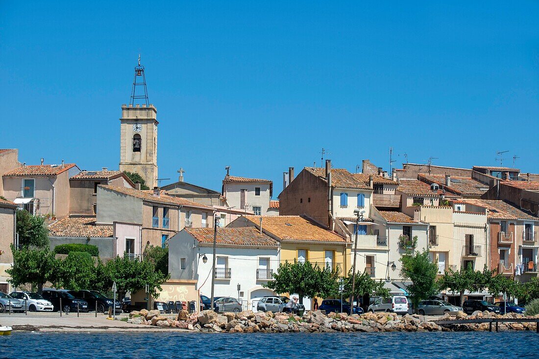 Frankreich, Herault, Bouzigues, Dorf an der Lagune von Thau