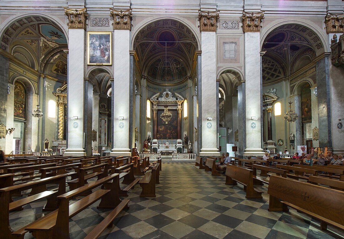 Frankreich, Haute Corse, Bastia, am alten Hafen, im Inneren der Kirche Saint Jean Baptiste, das Hauptschiff