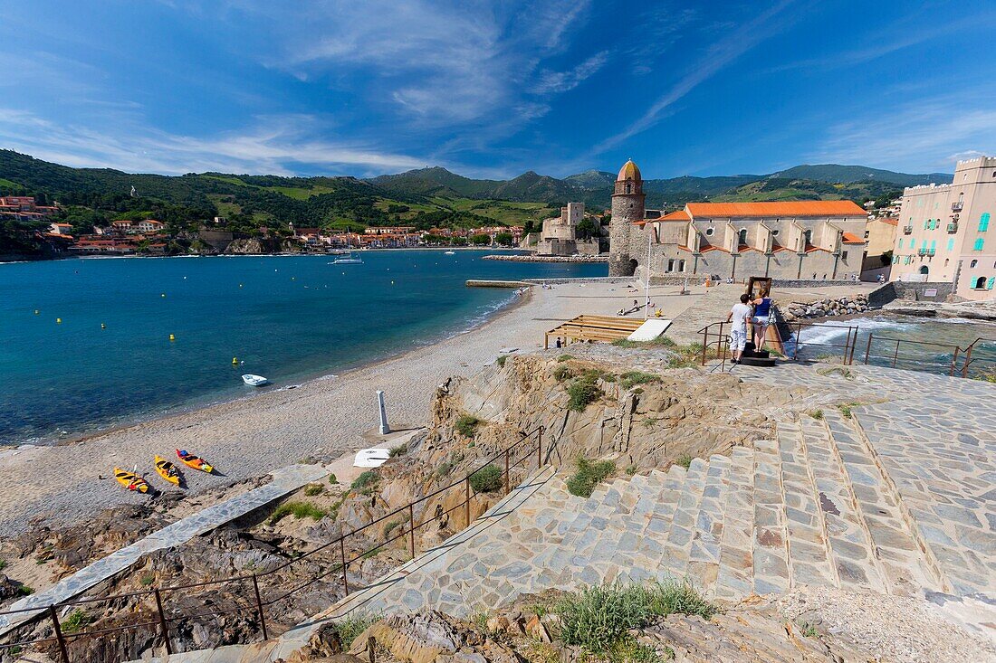 Frankreich, Östliche Pyrenäen, Collioure, Königliches Schloss und Kirche Unserer Lieben Frau von den Engeln