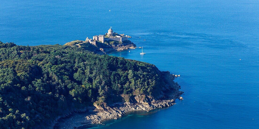 France, Cotes d'Armor, Plevenon, Fort la Latte, fortified castle on the Pointe de la Latte (aerial view)