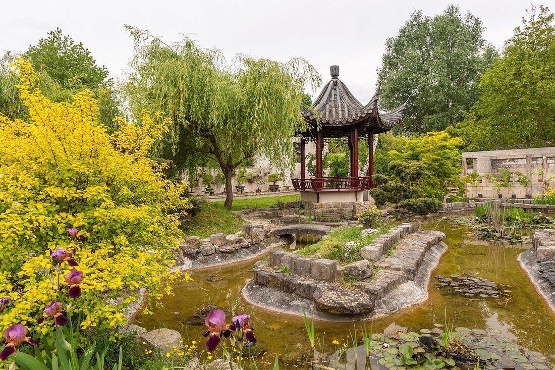 Frankreich, Yvelines, Saint Remy l'Honore, Yili Garten, erster chinesischer Garten in Frankreich