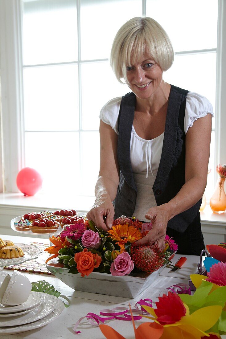 Making floral arrangement