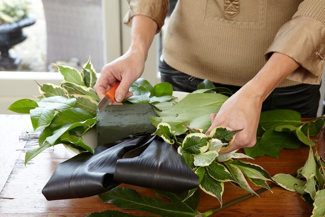 Making floral arrangement