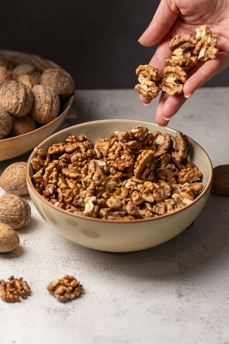 Walnut kernels in a bowl