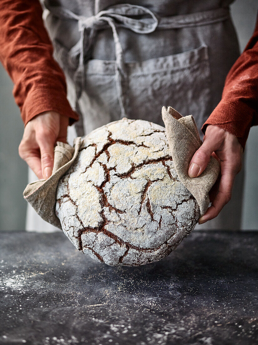 Champagne rye bread