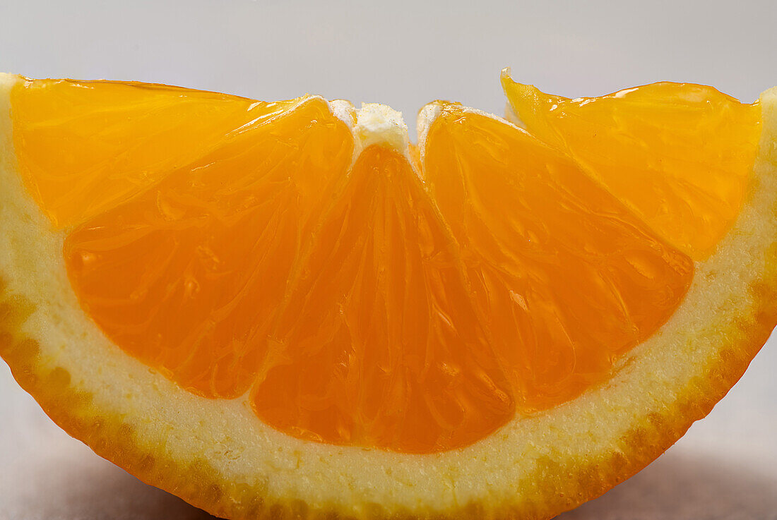 Nahaufnahme eines Orangenschnitz
